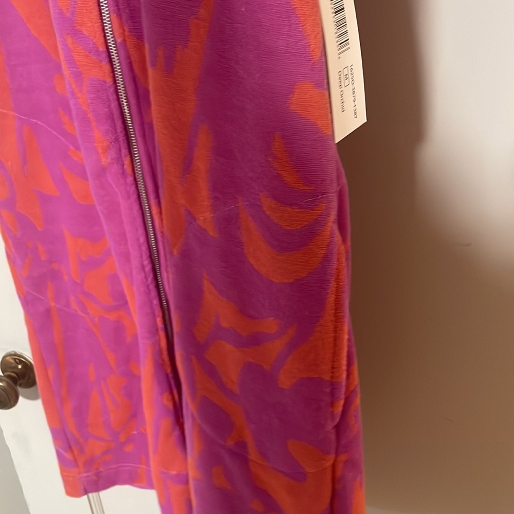 Tribal sport Pink and Orange Sleeveless Hoodie cover up
Dress - Picture 4 of 8